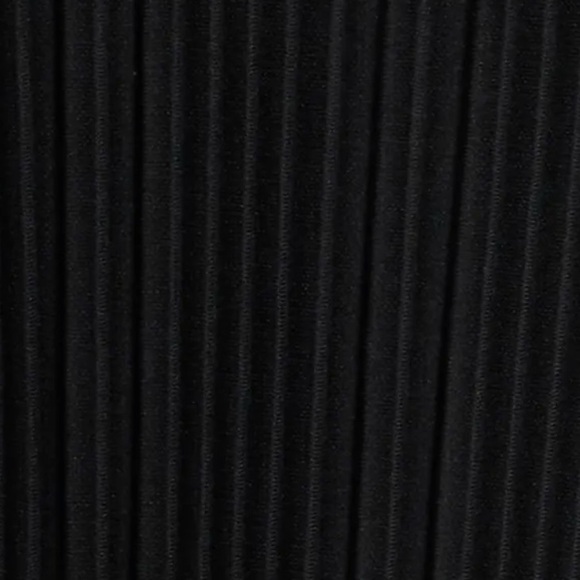 Rails Trea Sleeveless Plisse Top - Picture 7 of 8